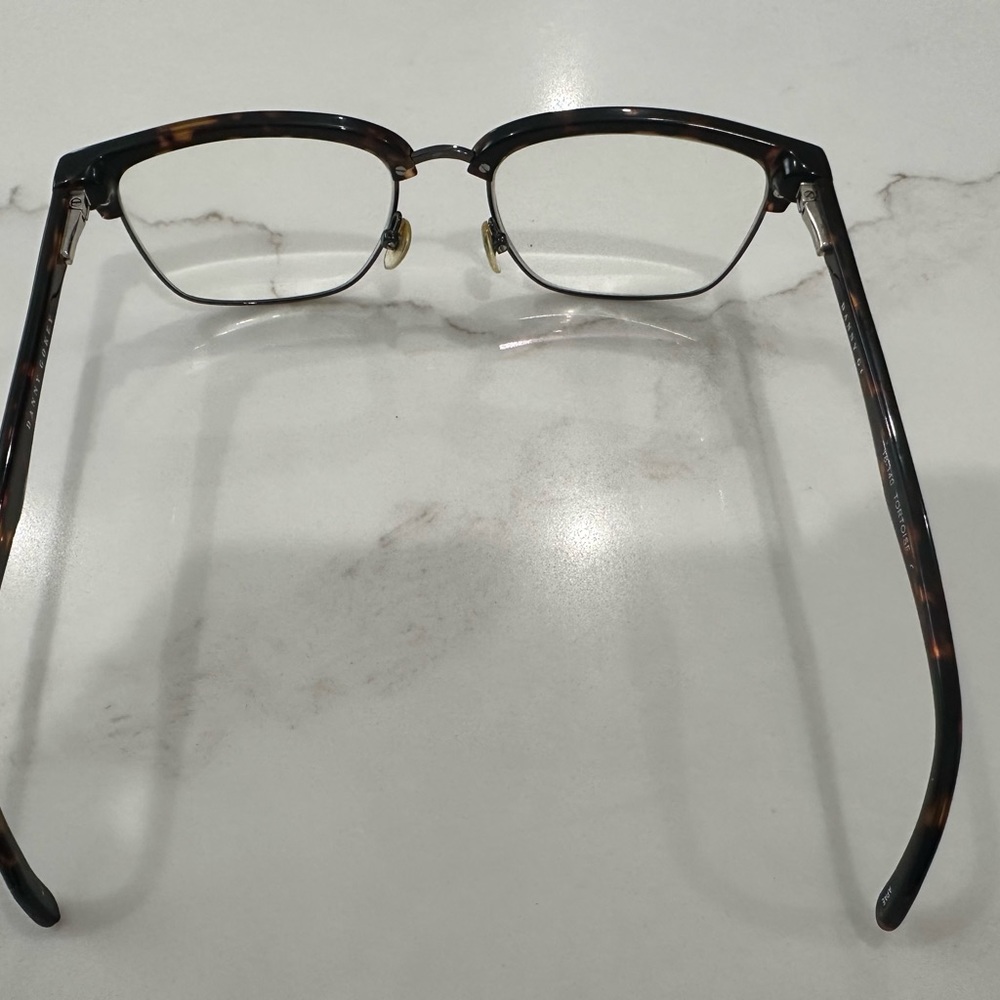Used eyeglasses - Picture 2 of 4